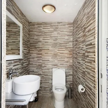 Private Pool 20min By Oporto 올리베이라데아제메이스